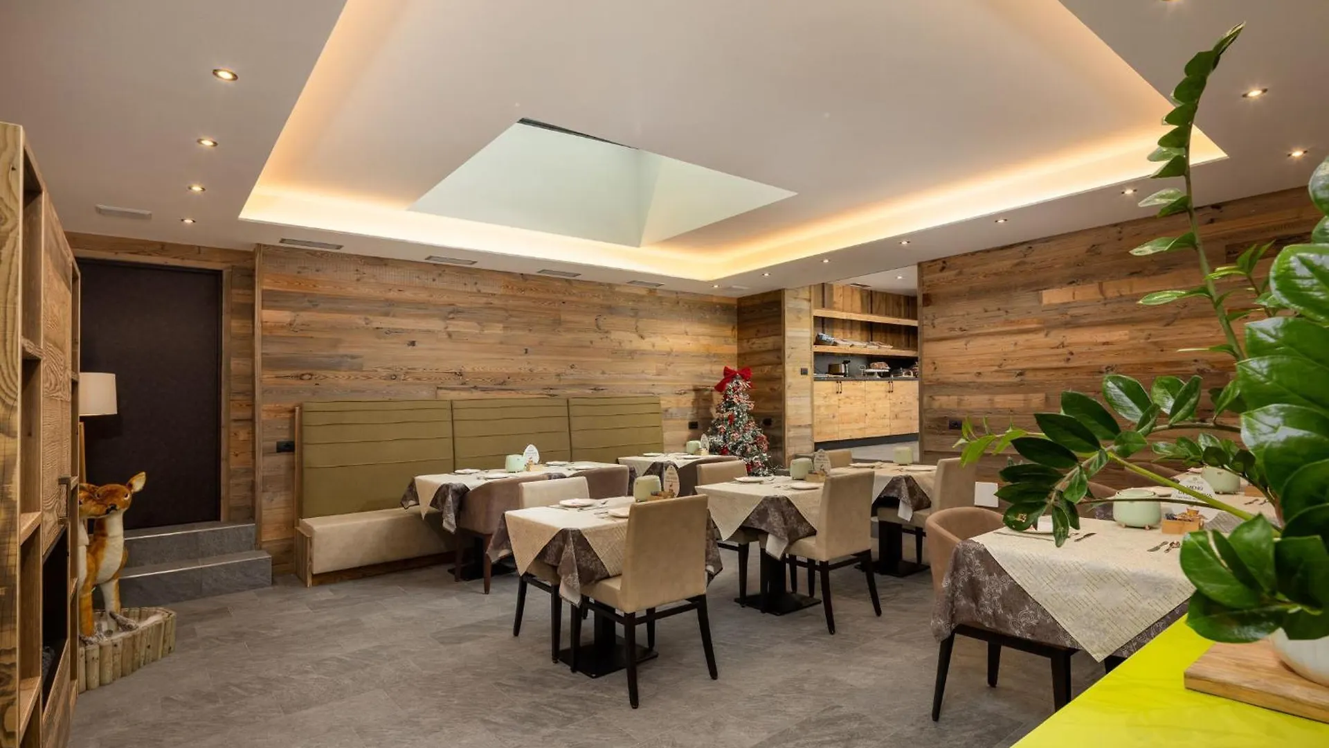 Green Rose Bandb Ecohotel Livigno 2*,  Italy