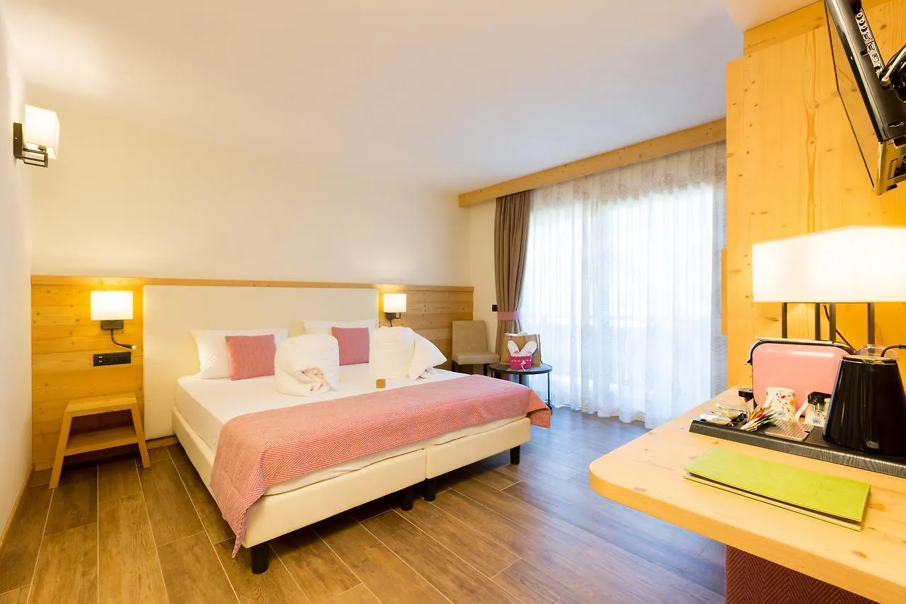 Green Rose Bandb Ecohotel Livigno Bed & Breakfast