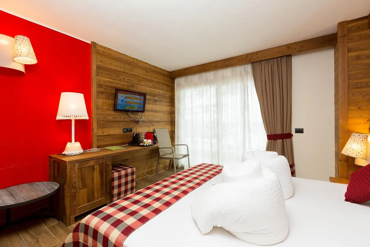 Green Rose Bandb Ecohotel Livigno 2*,